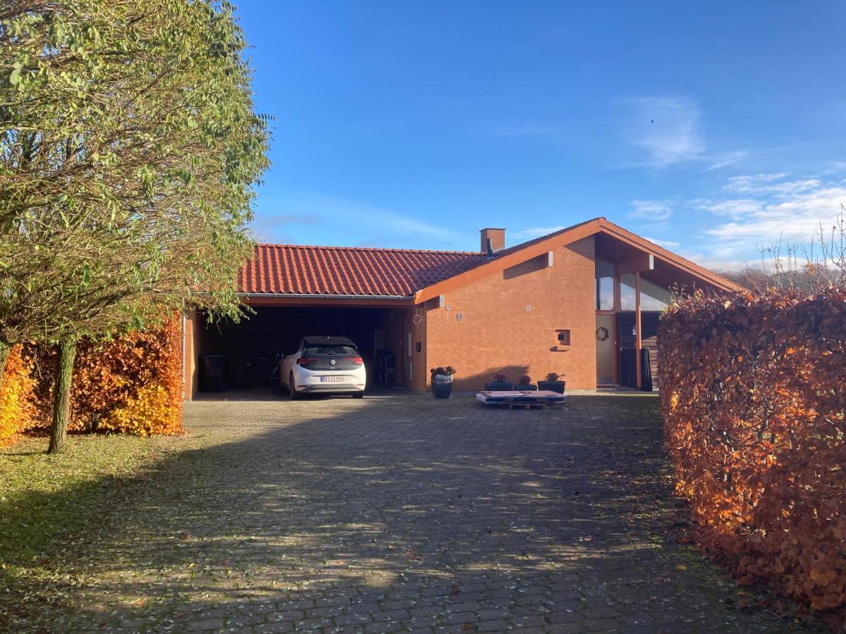 Vaerelse, Bad Og Toilet I Villa Næstved Buitenkant foto